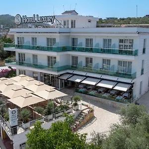 Luxury Hotel